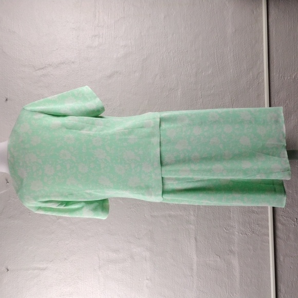 The Tog Shop Petite Vintage Mint Green White Floral Skirt Blouse Two Piece Set - Picture 9 of 16